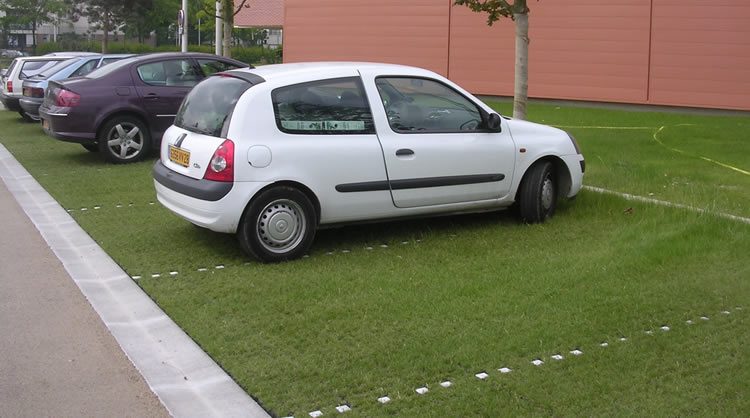 Réussir parking engazonné - 5 clés