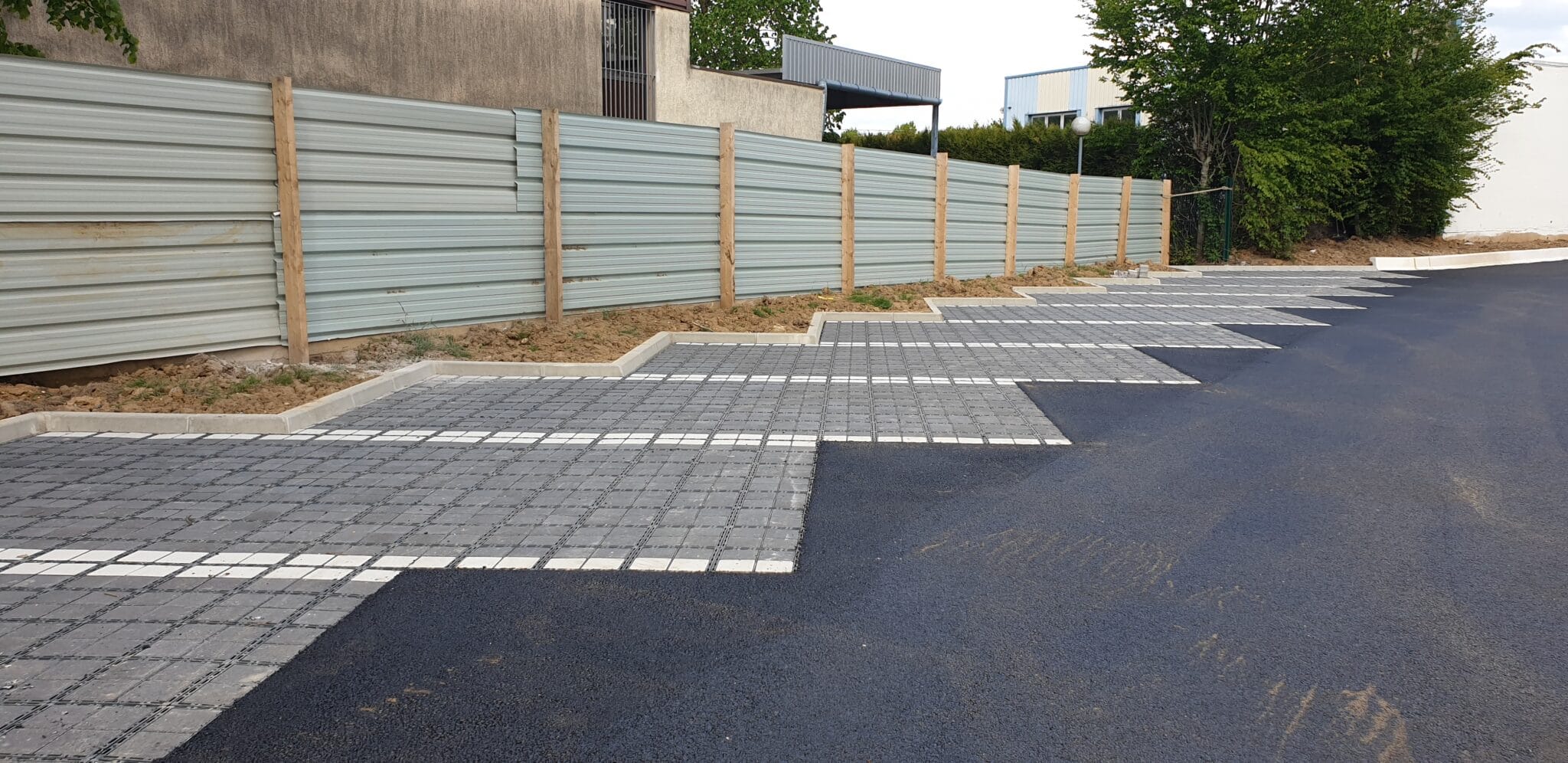 Pavage drainant : comment le réussir - ECOVEGETAL