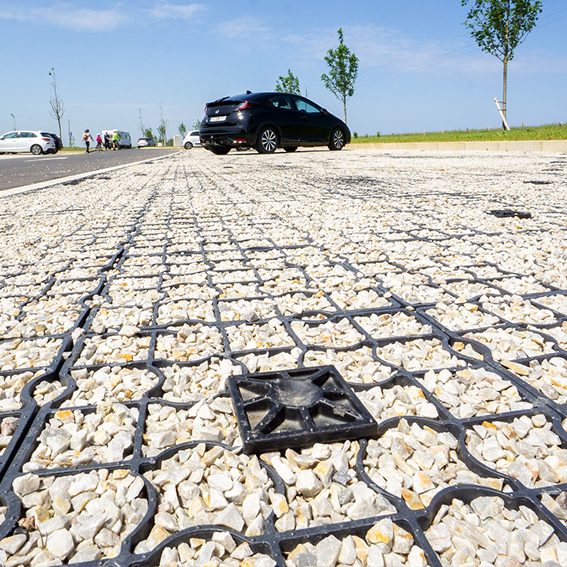 parking drainant minéral